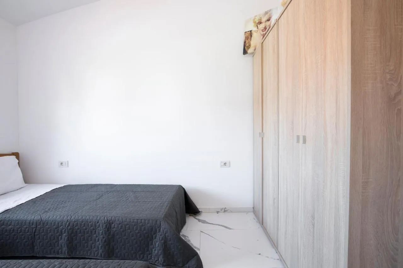 Pjescana Uvala Sea View Apartment