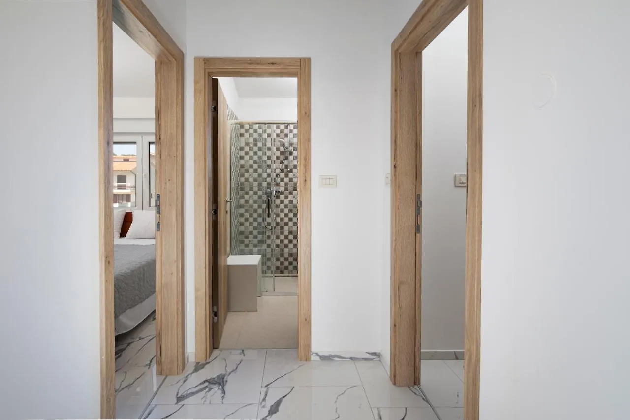 Pjescana Uvala Sea View Apartment